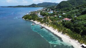 Guanaja – an island under the tropical sun
